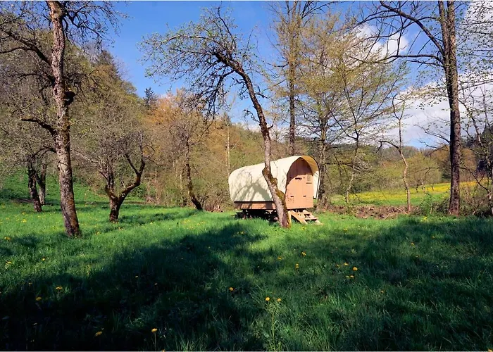Glamping Tlaka 럭셔리텐트 Gornji Grad